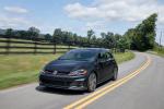 Volkswagen Golf GTI 5-Door 2017 года (NA)
